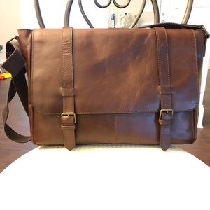 Wilson’s Leather — Brown leather laptop bag